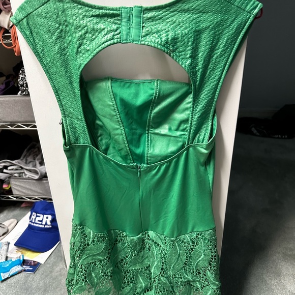 Poison Ivy Halloween costume - Picture 3 of 7